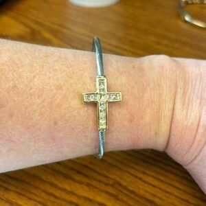 Cross bracelet